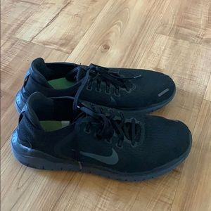 Nike Free Running Shoes